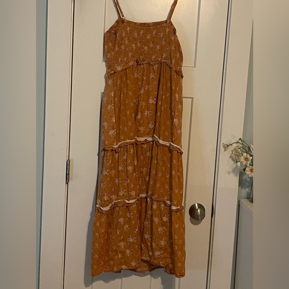 Universal Thread Dresses & Skirts - Universal Thread orange floral tiered dress size medium